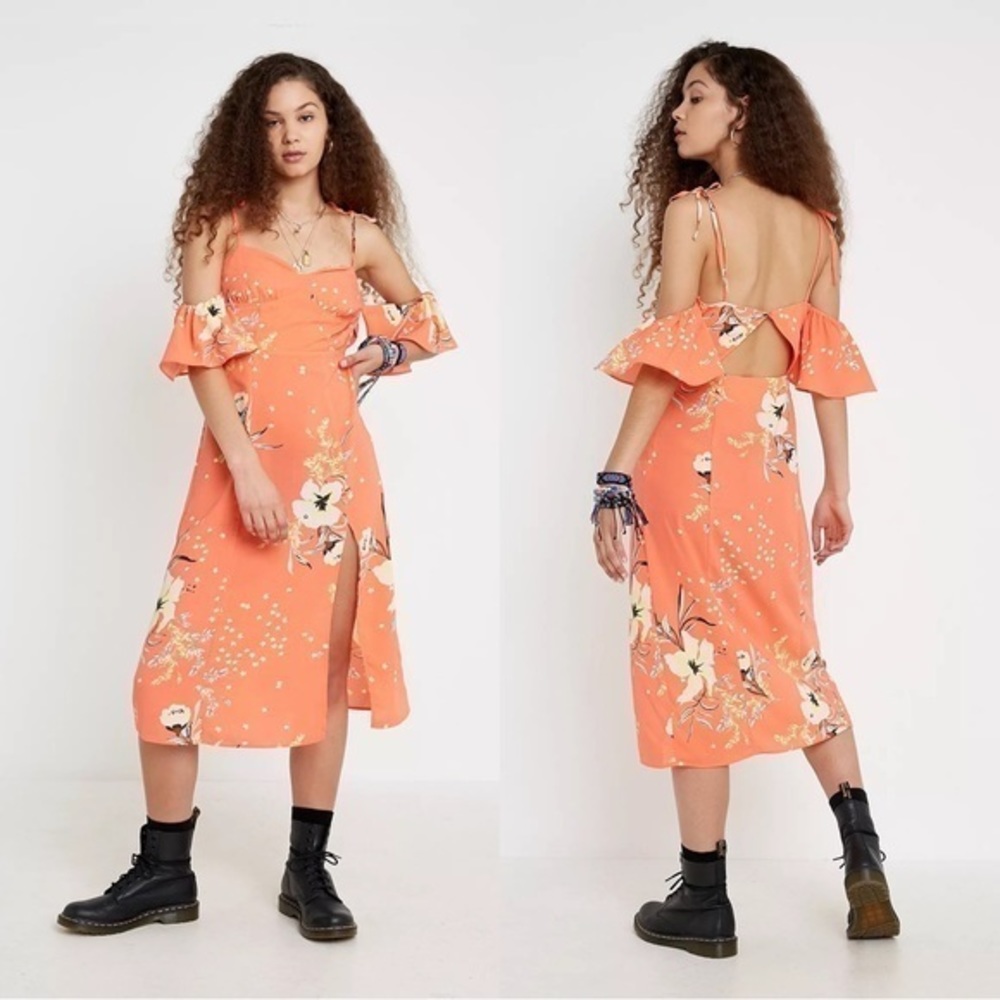 UO Boardwalk Cold-Shoulder Midi Dress